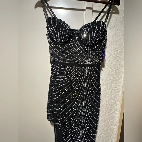 Windsor Black and Silver Beaded Prom Dress Iridescent Rhinestone winter formal S - Picture 2 of 9
